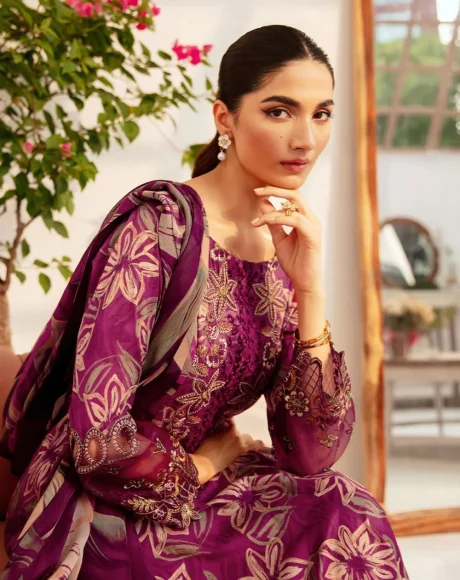 ramsha-rangrez-n705b